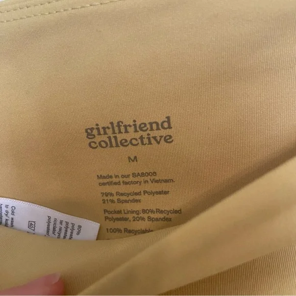 Girlfriend Collective compressive high rise crop leggings - Picture 4 of 5